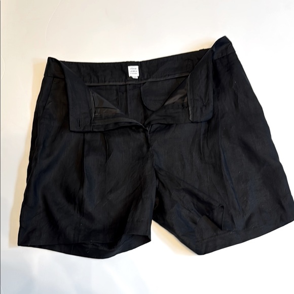 Classic Black linen Women's Shorts - Picture 1 of 8